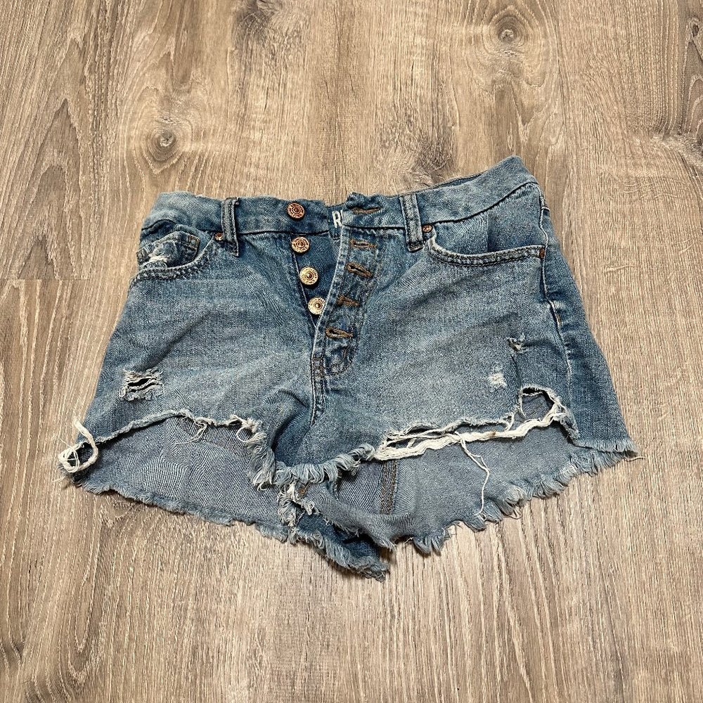 Light-Wash Daisy Dukes